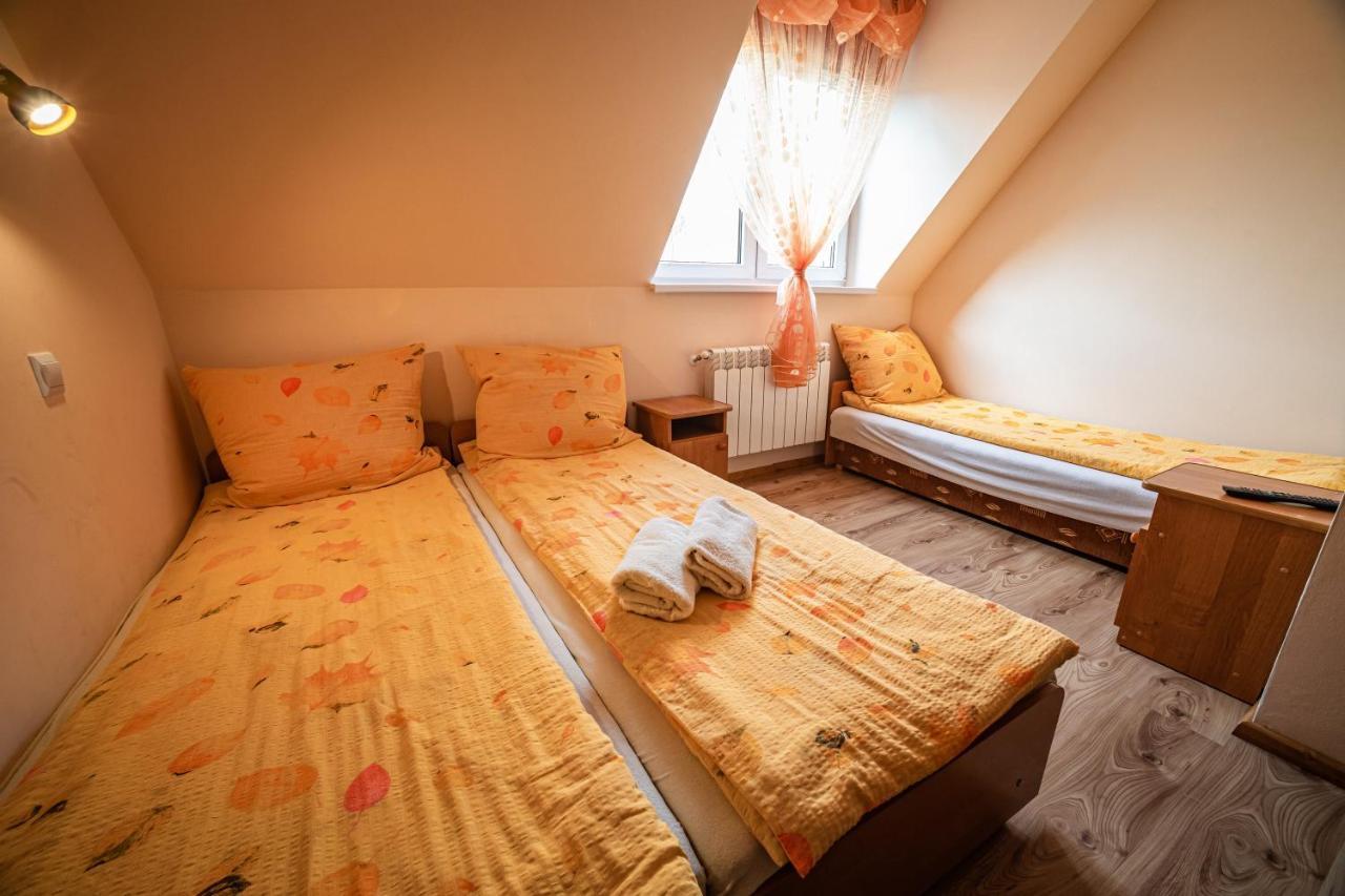 Noclegi U Ilony Czarna Gora Bagian luar foto