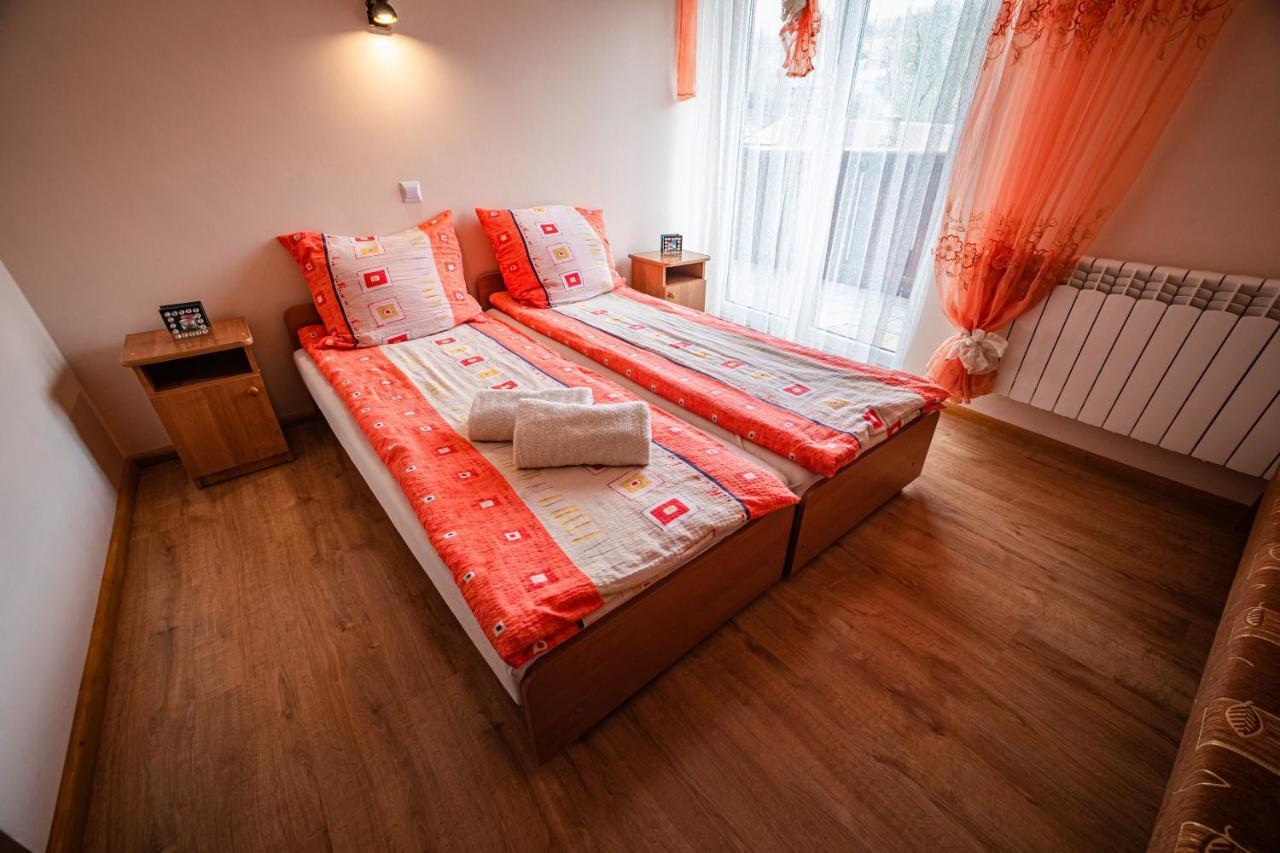 Noclegi U Ilony Czarna Gora Bagian luar foto